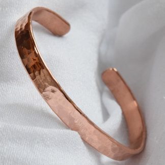 bracelet de cuivre martelé à la main