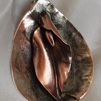 006-sculpture-calla-pendant