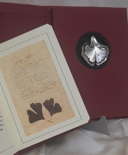 007-Copper and silver Ginkgo leaf brooch with slipcase and booklet on Goethe - Image 6