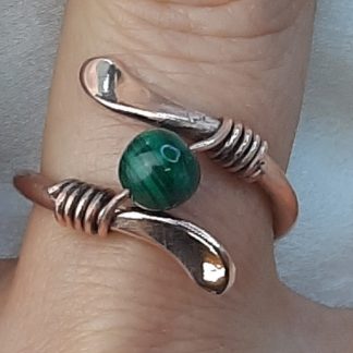 Celtic copper ring with Malachite