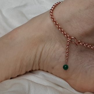 bracelet de cheville en cuivre avec malachite