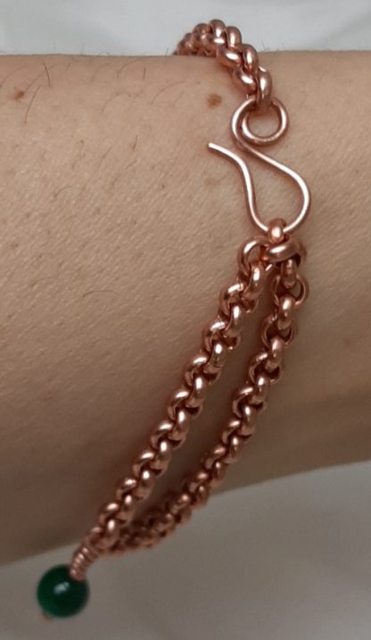 adjustable bracelet with malachite pendant